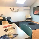 Old Court Hostel Koper