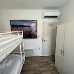 Hostel Old Court Koper