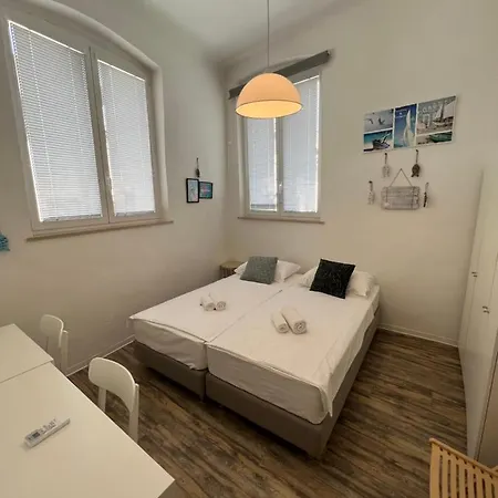 Vandrarhem Old Court