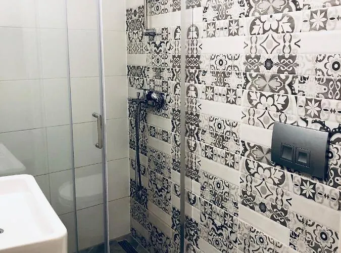 ホステル Old Court