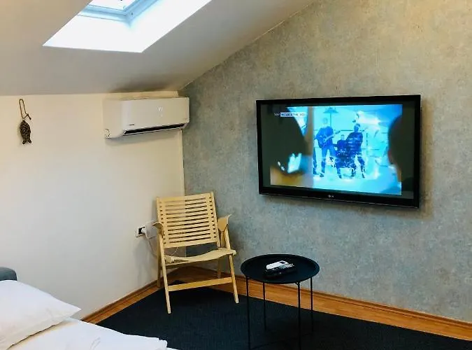 ホステル Old Court